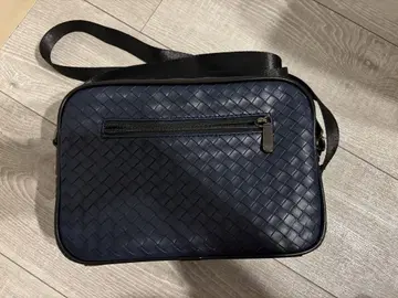 네이비 숄더백