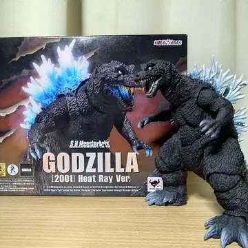 S.H.MonsterArts 고질라 (2001) 방사열선Ver.