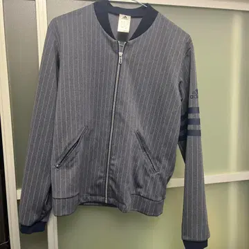 adidas 스트라이프 저지 그레이