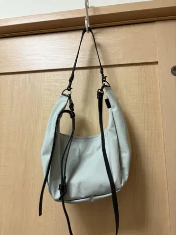 렌 나일론 라운드 숄더 새상품