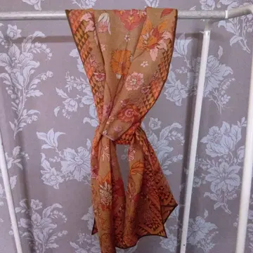 YOSHIE INABA 꽃무늬 스톨