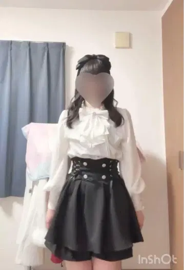 Avail 상의&스커트