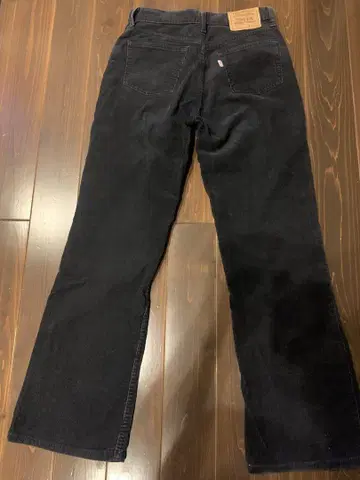 Levi Strauss & Co. W517 블랙 W28 L32