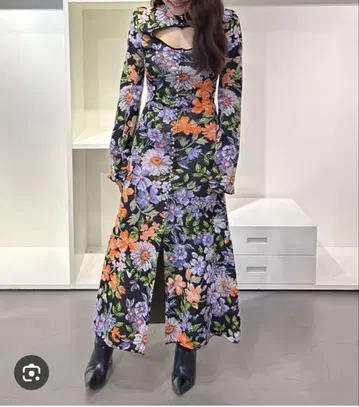 [ H&M x Rabanne ] 자카드 니트 컷 아웃 원피스