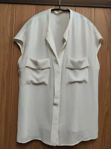 투모로우랜드 상의