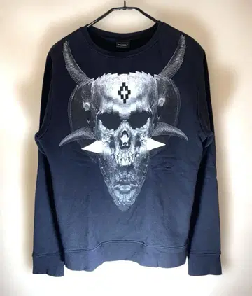 MARCELO BURLON 마르셀로불론 맨투맨 S 사이즈 스컬