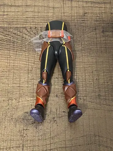 S.H.Figuarts 가면라이더 발렌 하반신 부품