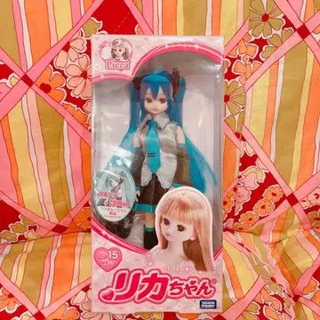 하츠네 미쿠 x 리카짱 콜라보 인형 타카라토미 미개봉 새상품 LD-15