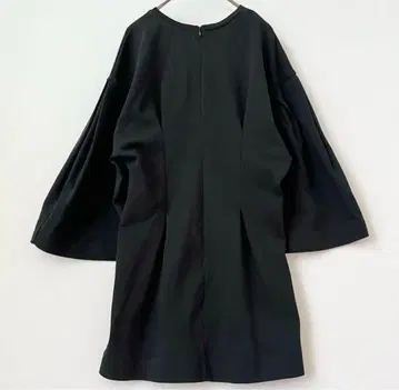 CLANE BIG SLEEVE WAIST SHAPE