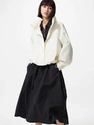 미사용 택 포함 UNIQLO 윈드프루프 스탠드 블루종 올리브 XL