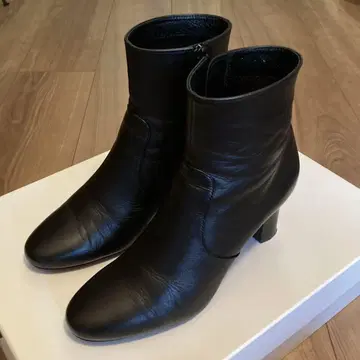 [ 새상품급 ] 23구 여성용 부츠 22.5cm