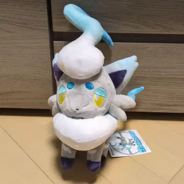 포켓몬 봉제 인형 색이 다른 비취 조로