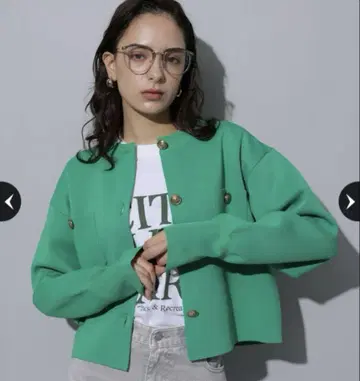 골드 버튼 니트 자켓 아르페쥬 스토리