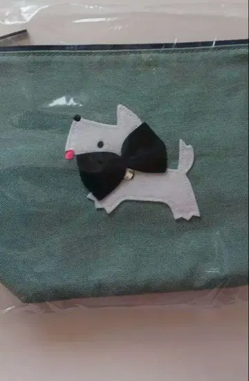 파미리아 파우치