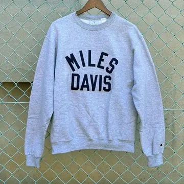 마일스 데이비스 Miles Davis 로고 스웨트 챔피온