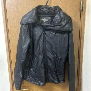 ZARA 메탈 가공 세일러 가죽 XL
