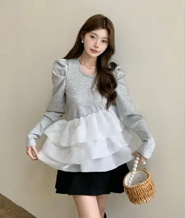 미사용 새상품 AMELY 벌룬 프릴 도킹 상의 그레이 긴팔