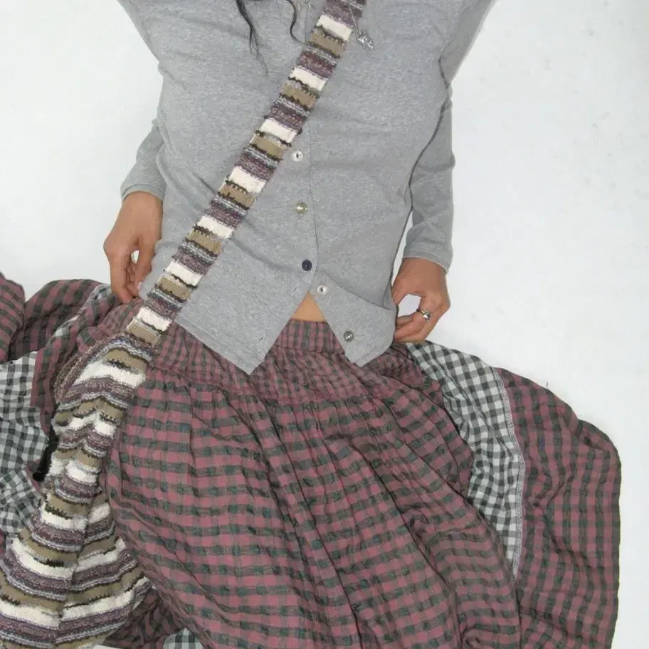 Coyseio Mori Check Skirt on Bunjang Global Site.