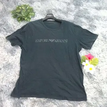 [ Emporio Armani ] 다크 그린 반팔 T셔츠 구제 의류