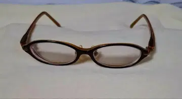 [ 새상품급 ] 멋진 안경 ( 짙은 브라운 옅은 브라운 ) 2가지 색상