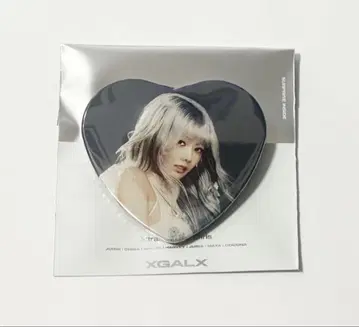 XG HINATA IS THIS LOVE 캔뱃지
