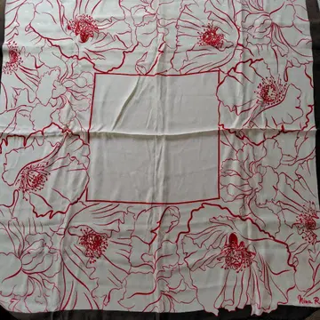 Nina Ricci 니나리치 빨간색 꽃무늬 스카프