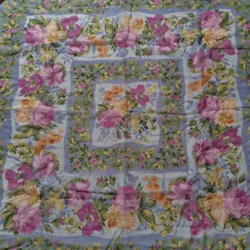 LAURA ASHLEY 로라 애슐리 꽃무늬 스카프