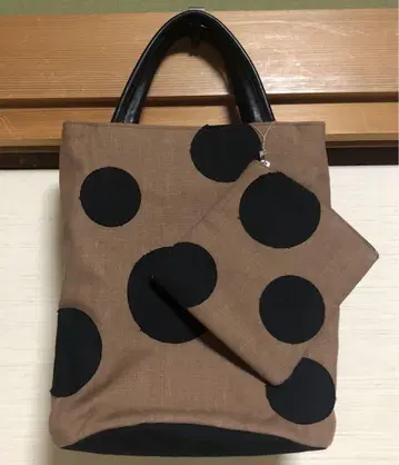 BAN INOUE 린넨 하프 토트백 도트