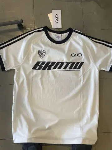 BORNTWIN BRNTW TRA-7K LINE 티셔츠 사이즈 2