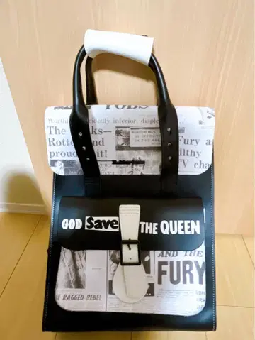 Dr.Martens/닥터마틴 가죽 SMALL BACK PACK