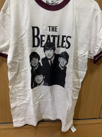 THE BEATLES 프린트 T셔츠