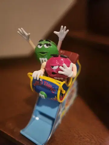 M&M's 미끄러짐 피규어