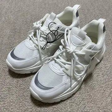 볼륨 밑창 메쉬 스니커즈 M