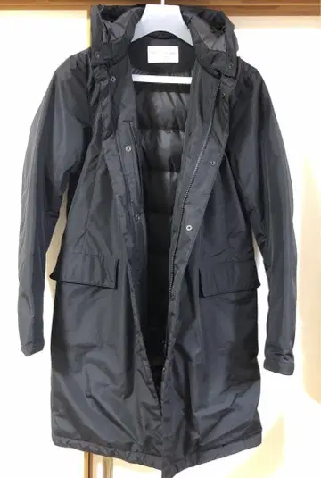 새상품급 투모로우랜드 후드 다운 코트