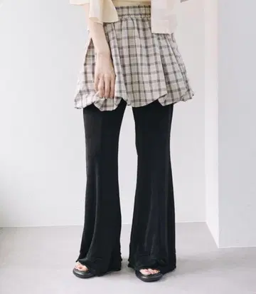 Kastane 카스타네 시어 리브 플레어 팬츠 블랙 사이즈 1
