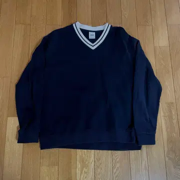 ZARA 네이비 V넥 맨투맨 XL