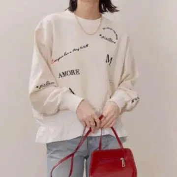 EimeeLaw 텍스트 자수 쭈리 풀오버