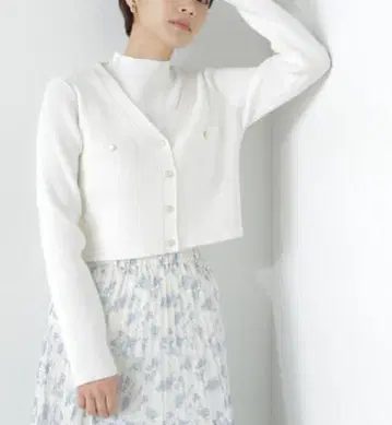 NATURAL BEAUTY BASIC 화이트 앙상블