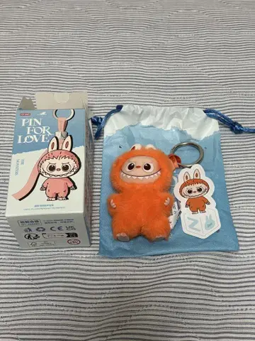 POP MART Labubu PIN FOR LOVE [ Z/z ]