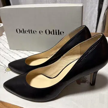 Odette e Odile 블랙 펌프스