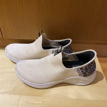 스케쳐스 슬립온 23cm