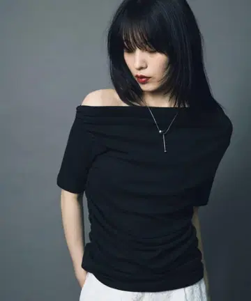 [ led.tokyo ] ONE SHOULDER TOPS/원숄더 상의