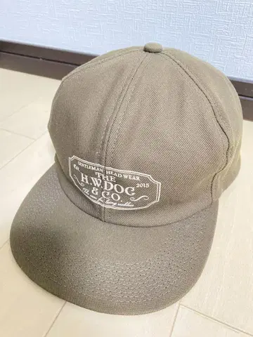 H.W.DOG & CO. 브라운
