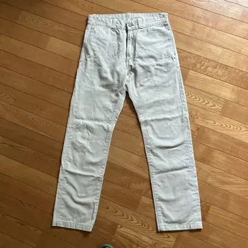 굿이너프 치노 팬츠 초기