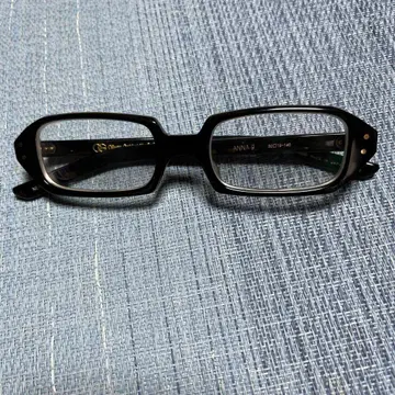 올리버 골드스미스 ANNA-2 블랙 안경