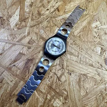 SWATCH SKIN 손목시계 실버