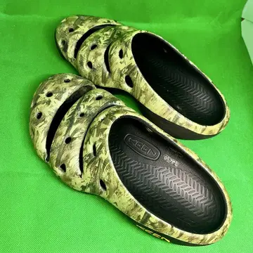 KEEN 아웃도어 샌들 카모플라주
