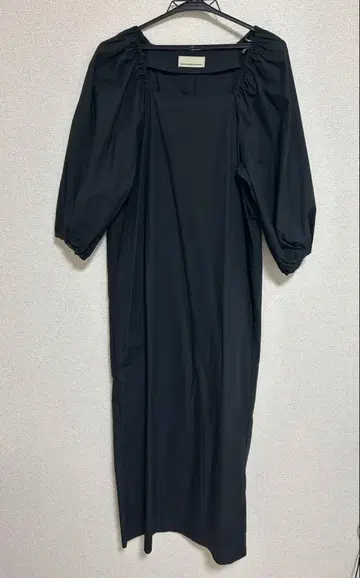 GALLARDAGALANTE NAVY 스퀘어 넥 롱 원피스