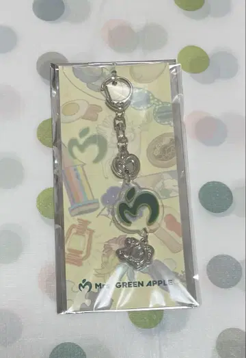 Mrs. GREEN APPLE 랜덤 참 키링 로고