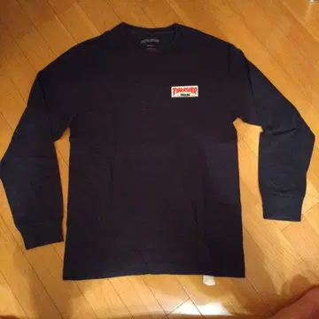 THRASHER 퍼킹 어썸 긴팔 티셔츠